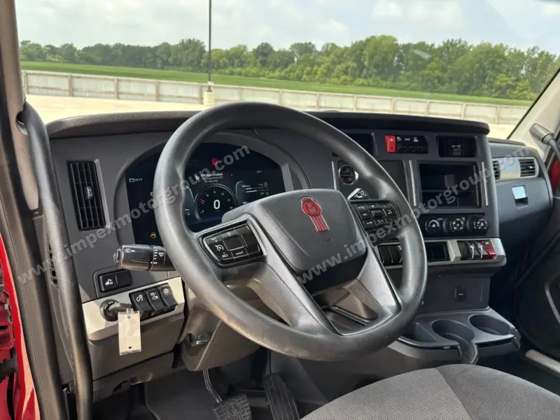 2022 Kenworth T680 Sleeper photo 12