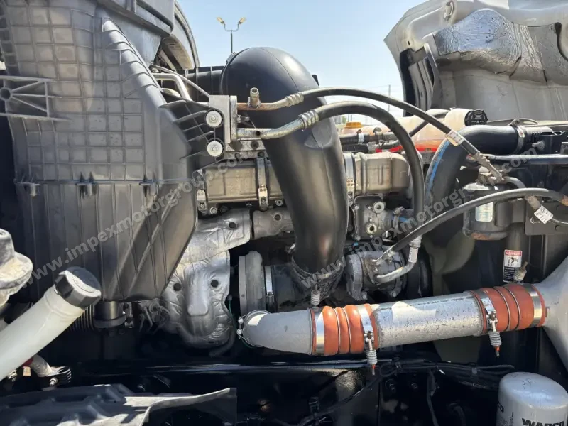 2021 Freightliner CASCADIA 126  - 455 HP photo 9
