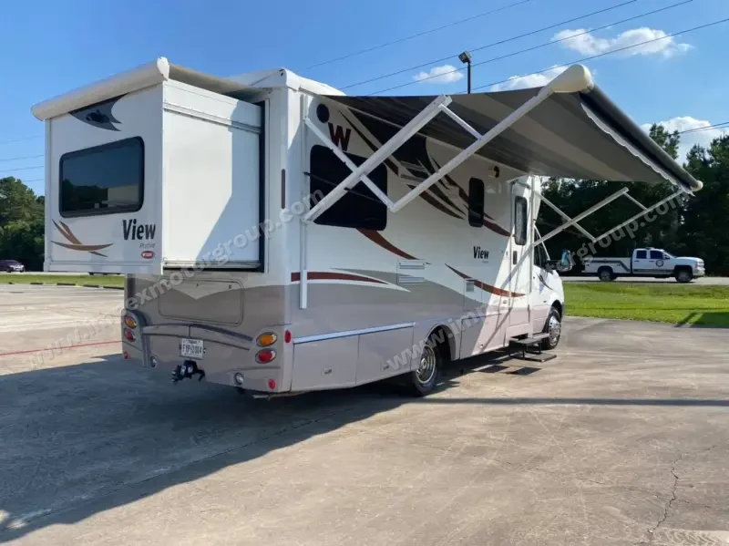 2015 Winnebago View 24G photo 5