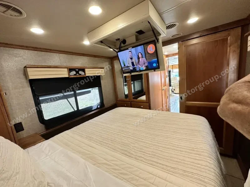 2017 Tiffin Allegro Breeze 32BR photo 46