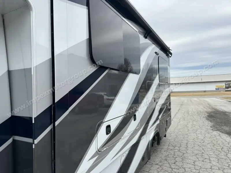 2017 Forest River Sunseeker 2400WS photo 15