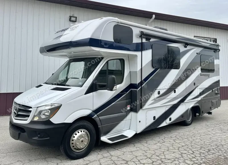 2017 Forest River Sunseeker 2400WS photo 23