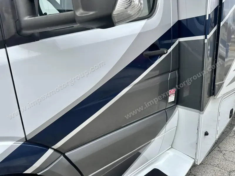 2017 Forest River Sunseeker 2400WS photo 14