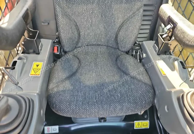 2019 Caterpillar 239D photo 28