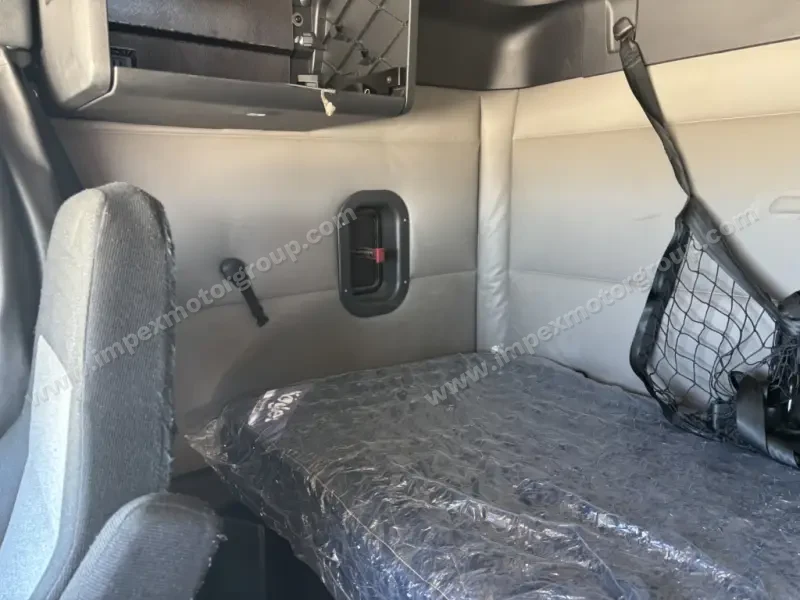 2020 Freightliner Cascadia 126 SLEEPER CAB photo 17