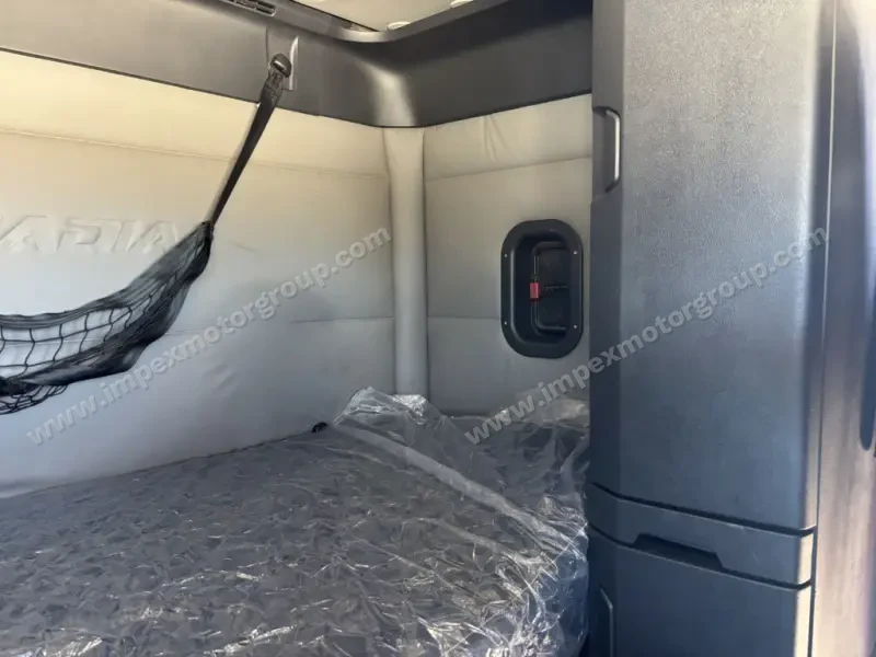 2020 Freightliner Cascadia 126 SLEEPER CAB photo 18
