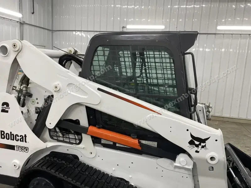 2014 Bobcat T650 photo 6