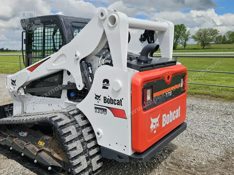 2020 Bobcat T770 photo 24