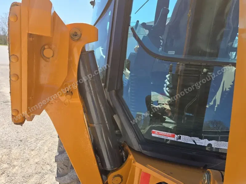 2016 Case 580 Super N photo 53