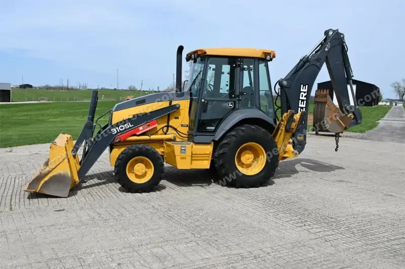 2015 John Deere 310SL photo 43
