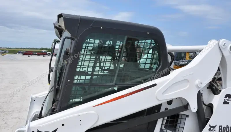 2016 Bobcat T595 photo 10