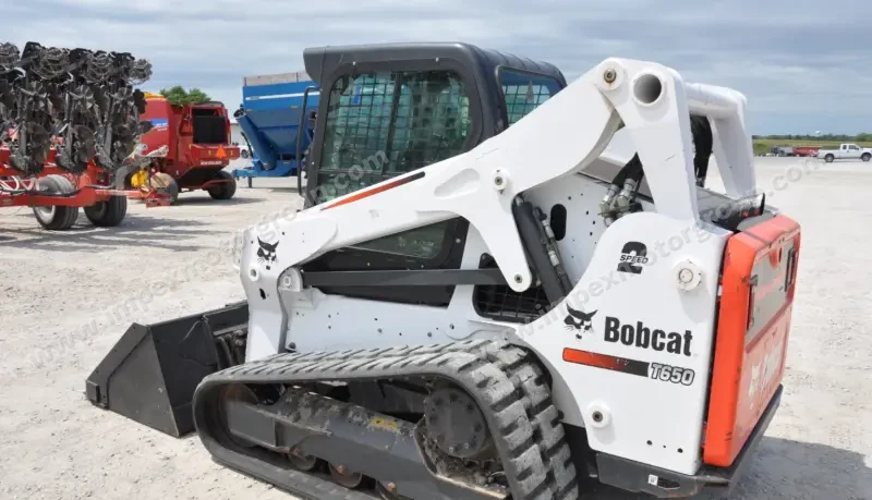 2016 Bobcat T650 photo 9