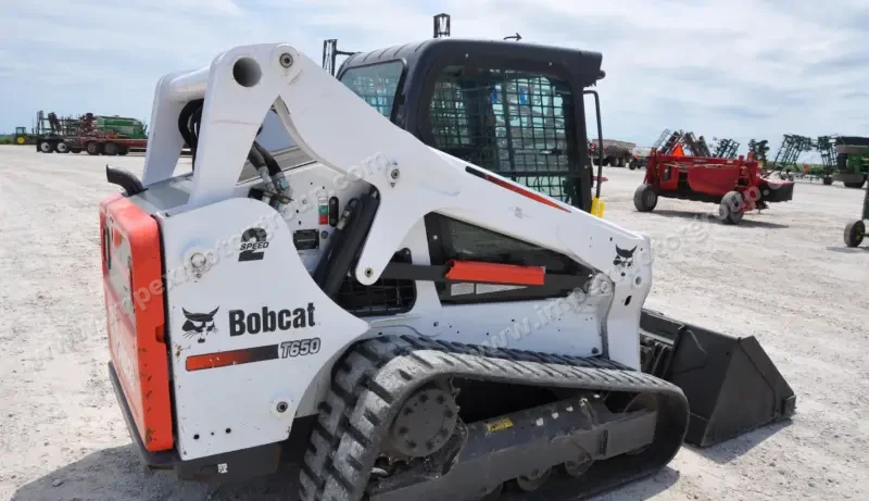 2016 Bobcat T650 photo 7