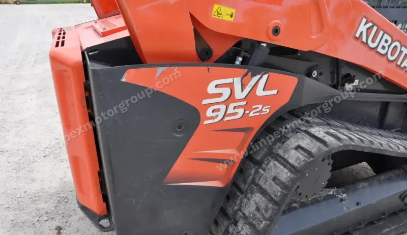2017 Kubota SVL95-2S photo 19