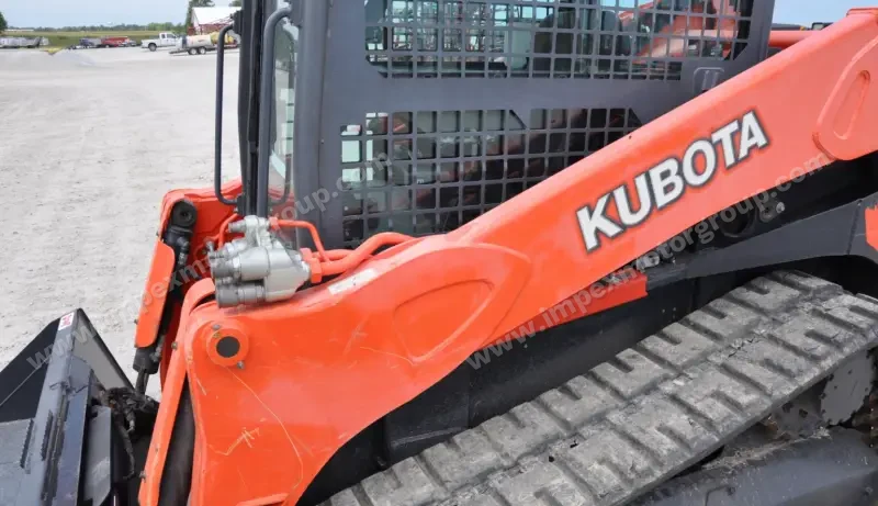 2017 Kubota SVL95-2S photo 13