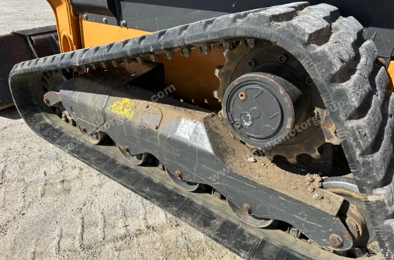2019 Case TV370 photo 34
