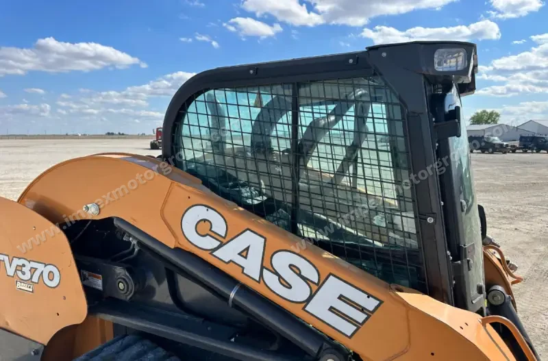2019 Case TV370 photo 31