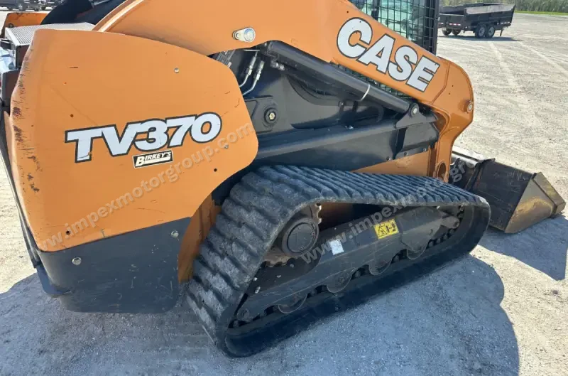 2019 Case TV370 photo 35
