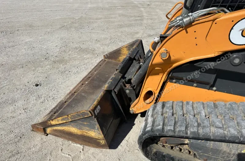 2019 Case TV370 photo 12