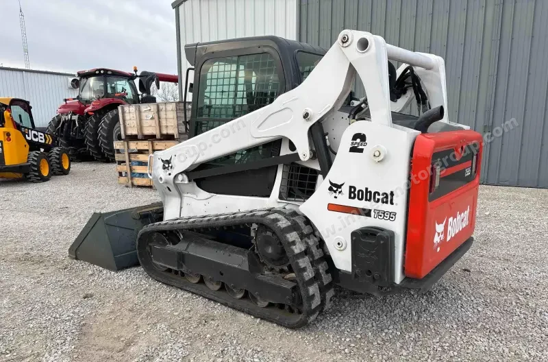 2016 Bobcat T595 Compact Track Loader photo 4