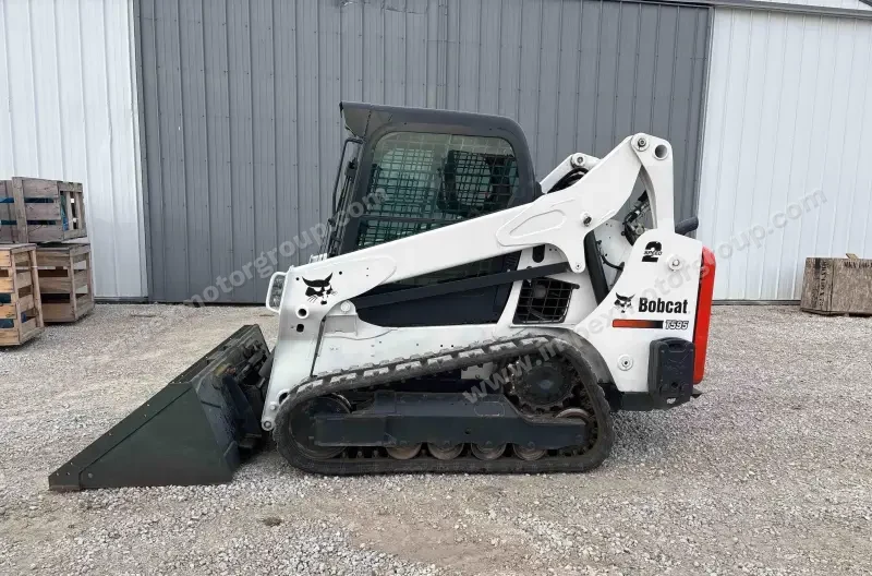 2016 Bobcat T595 Compact Track Loader photo 3