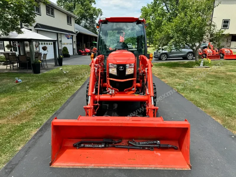 2020 Kubota Grand L3560 Limited Edition photo 11