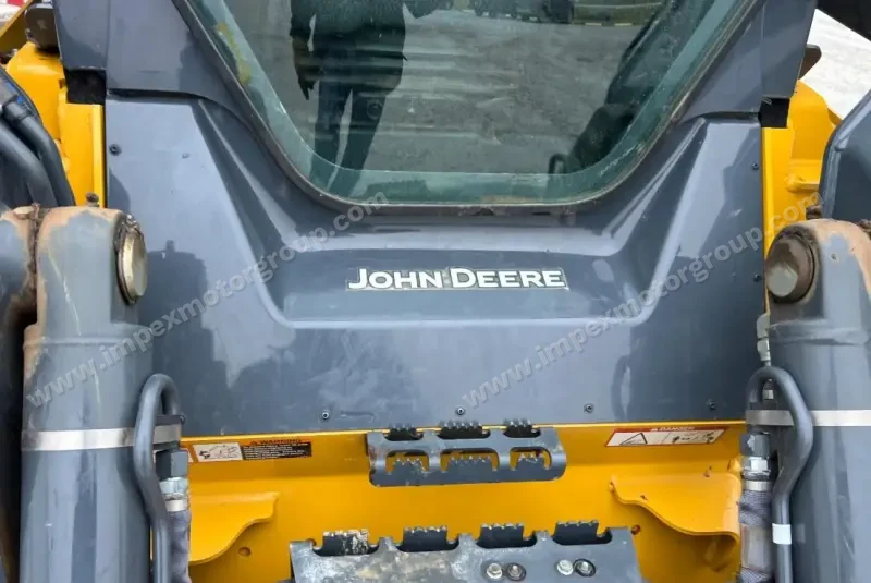 2016 John Deere 333G photo 22
