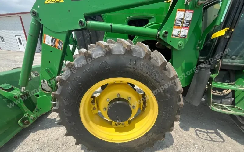 2011 John Deere 5093E MFWD photo 47