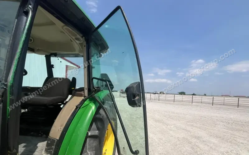 2011 John Deere 5093E MFWD photo 13