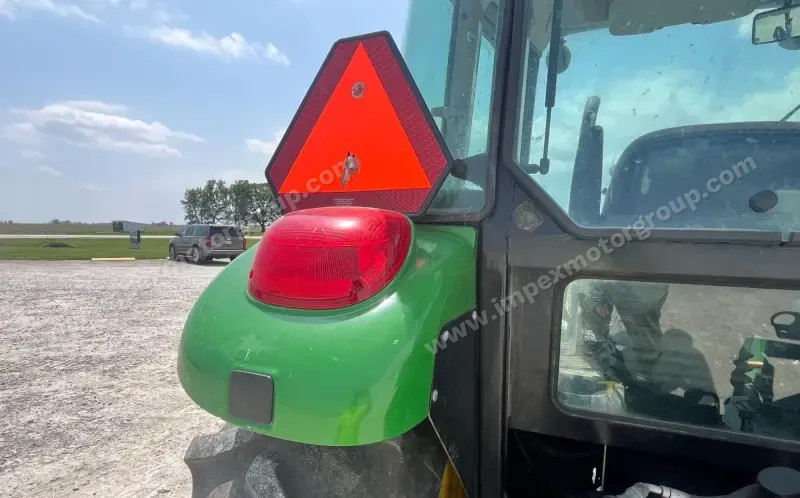2011 John Deere 5093E MFWD photo 4