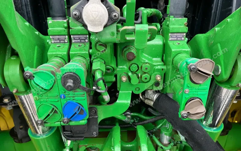 2015 John Deere 6130M MFWD Tractor W/Grapple Loader photo 12