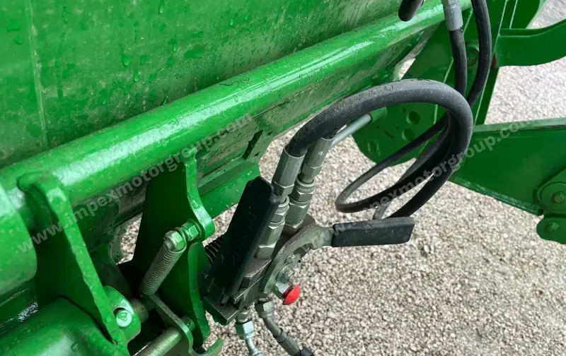 2015 John Deere 6130M MFWD Tractor W/Grapple Loader photo 24
