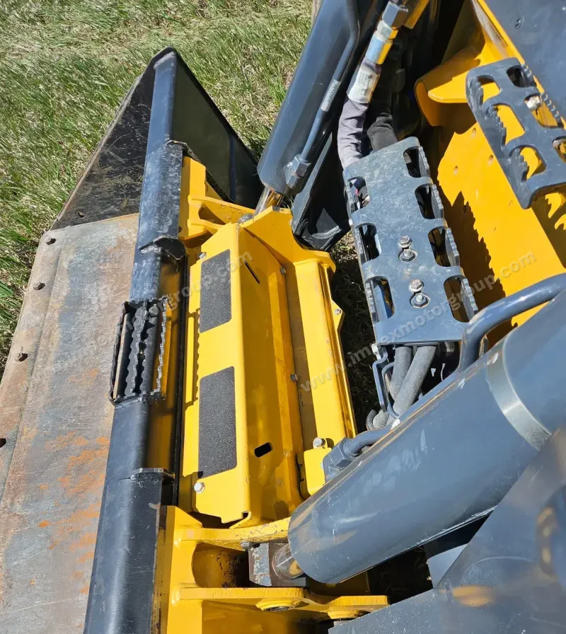 2019 John Deere 332G Skid Steer photo 19