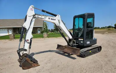 2016 Bobcat E35 Long Arm Mini Excavator | Construction