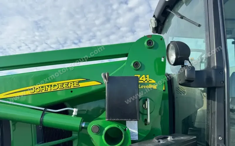 2010 John Deere 7530 Premium MFWD photo 46
