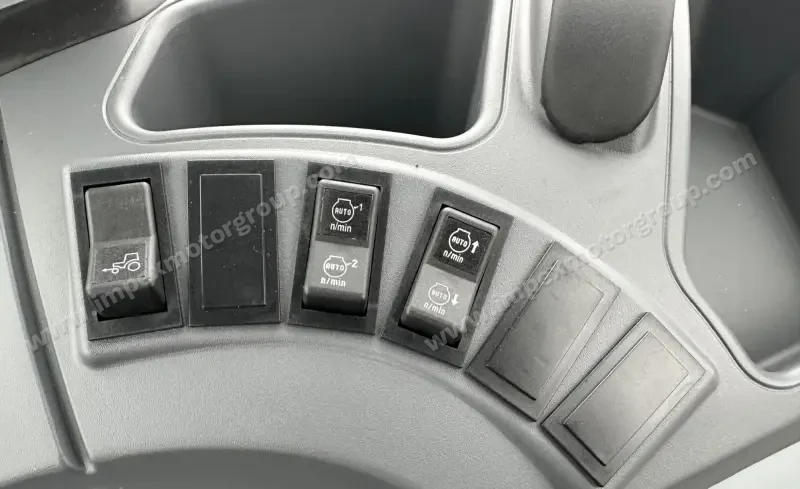 2020 New Holland Powerstar 110 photo 22