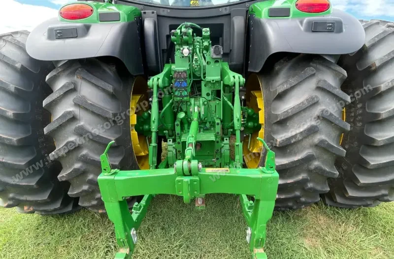 2015 John Deere 6155R MFWD photo 9