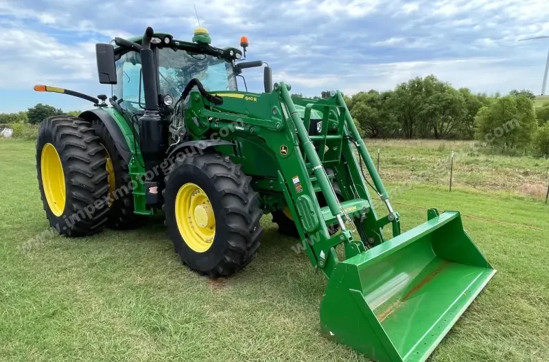 2015 John Deere 6155R MFWD photo 3