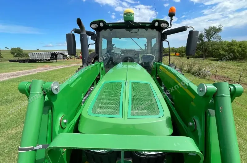 2015 John Deere 6155R MFWD photo 26