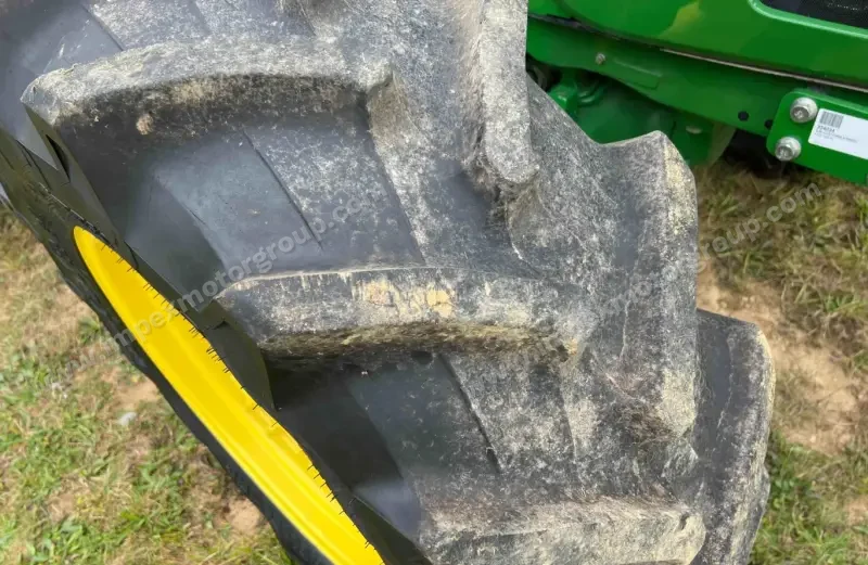 2020 John Deere 5125R MFWD photo 40