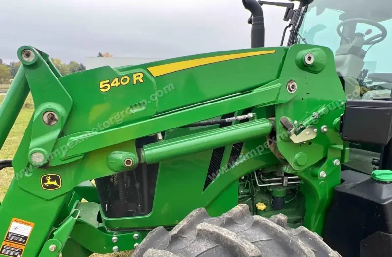 2020 John Deere 5125R MFWD photo 11