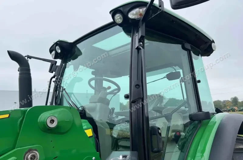 2020 John Deere 5125R MFWD photo 30