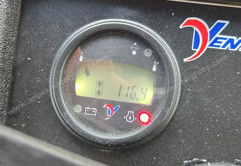 2015 Ventrac 3400Y photo 37