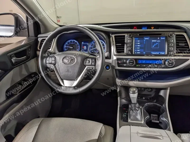 2018 Toyota Highlander Limited photo 28